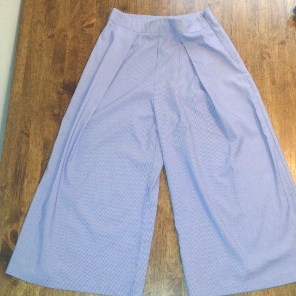 Blue and White Striped Nautical Wide Leg Cropped Pant S